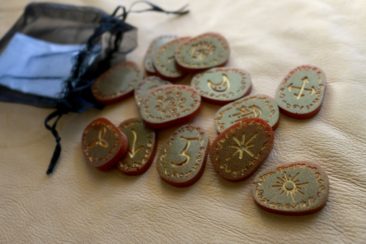 Raspberry Lux Witches Rune Set