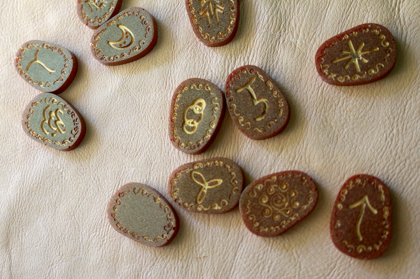 Raspberry Lux Witches Rune Set