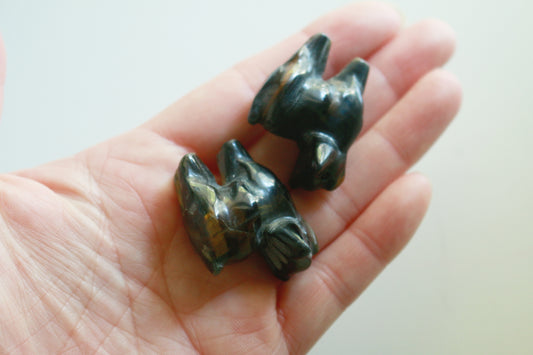 Tigers Eye Goat (1.5 in)