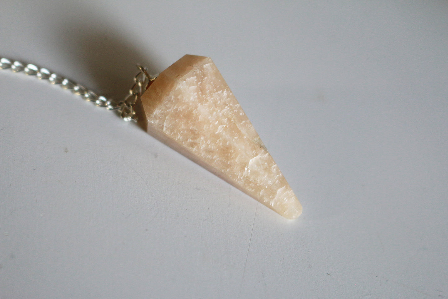 Pendulum | Cream Moonstone
