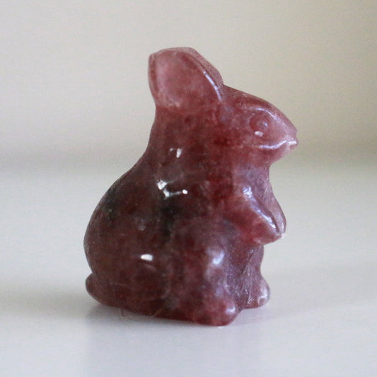 Strawberry Quartz Bunny (1.5 in)