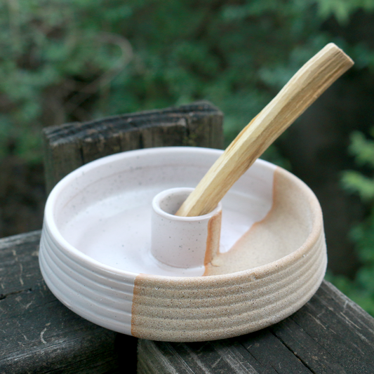 Beige Ridge Ceramic Palo Santo Burner