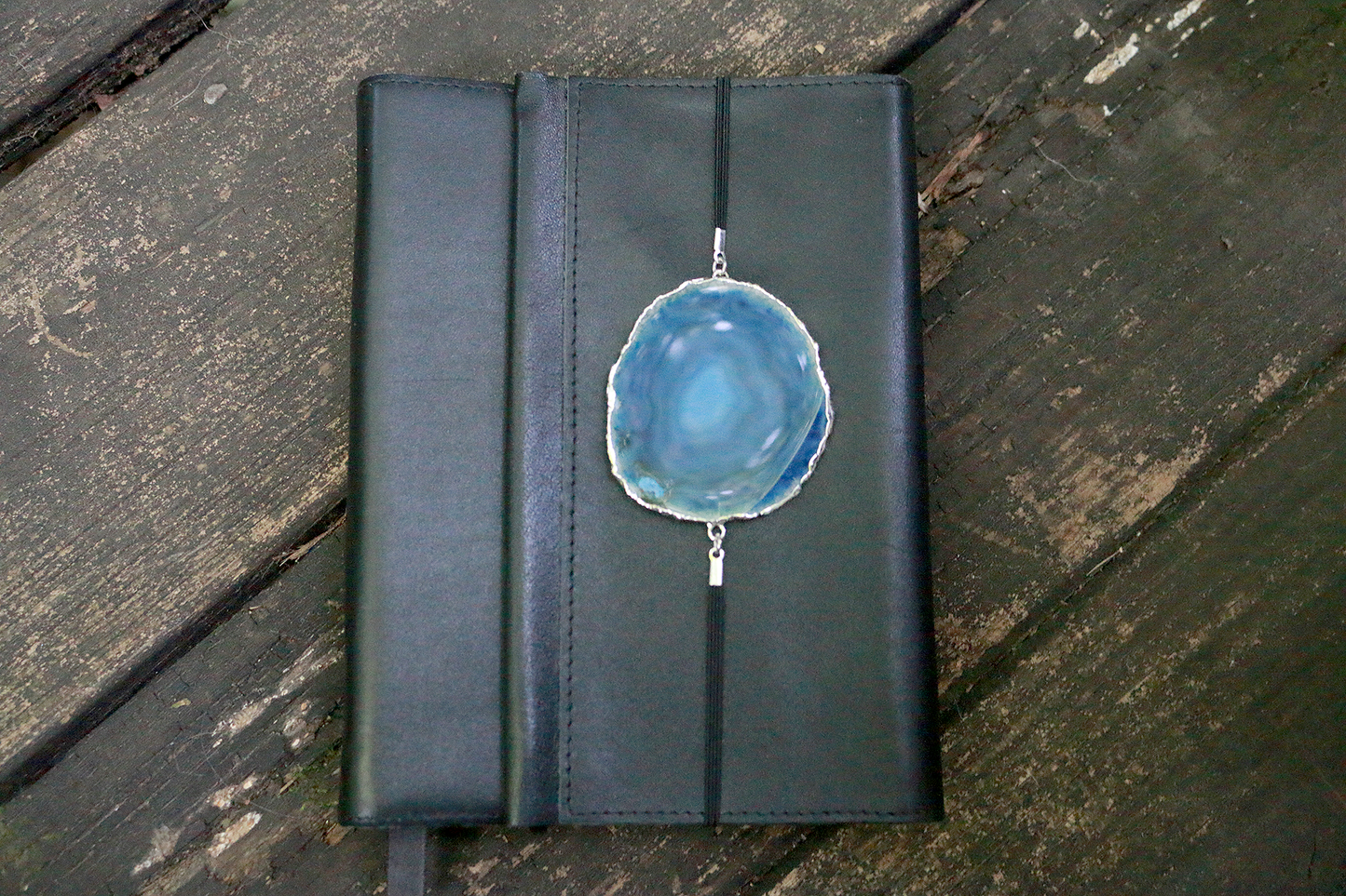 Blue Geode Slice Artmark