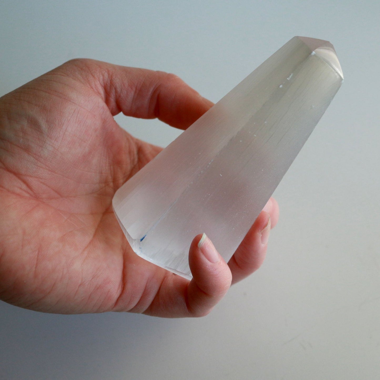 Selenite Obelisk (4 in)