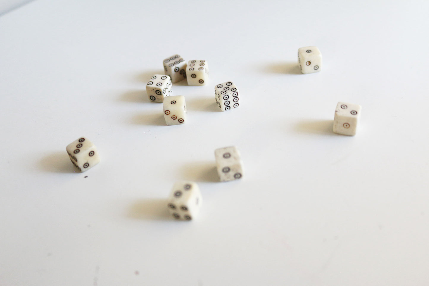 Bone Dice (Pair)