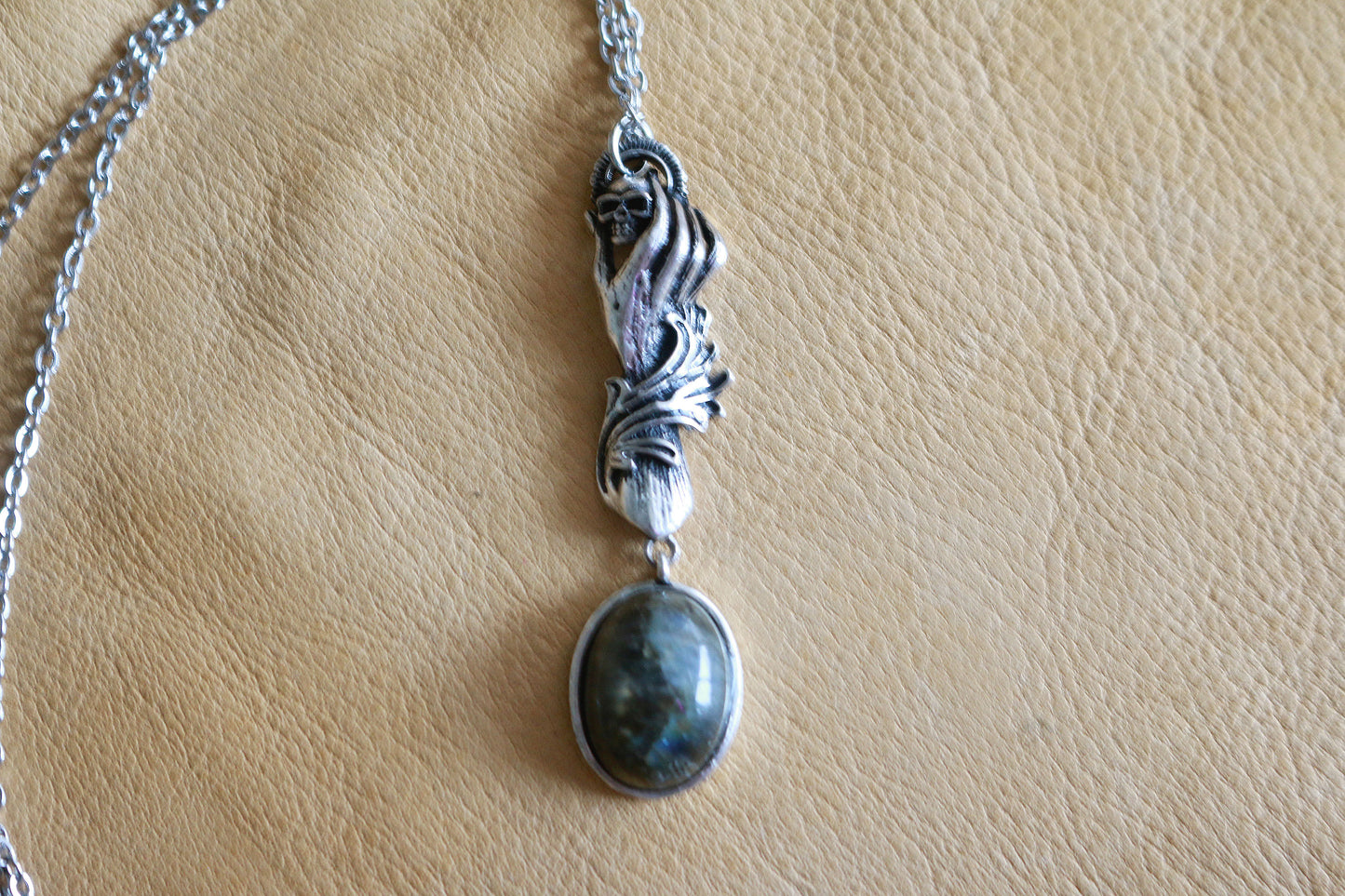 Labradorite Death Hand Necklace