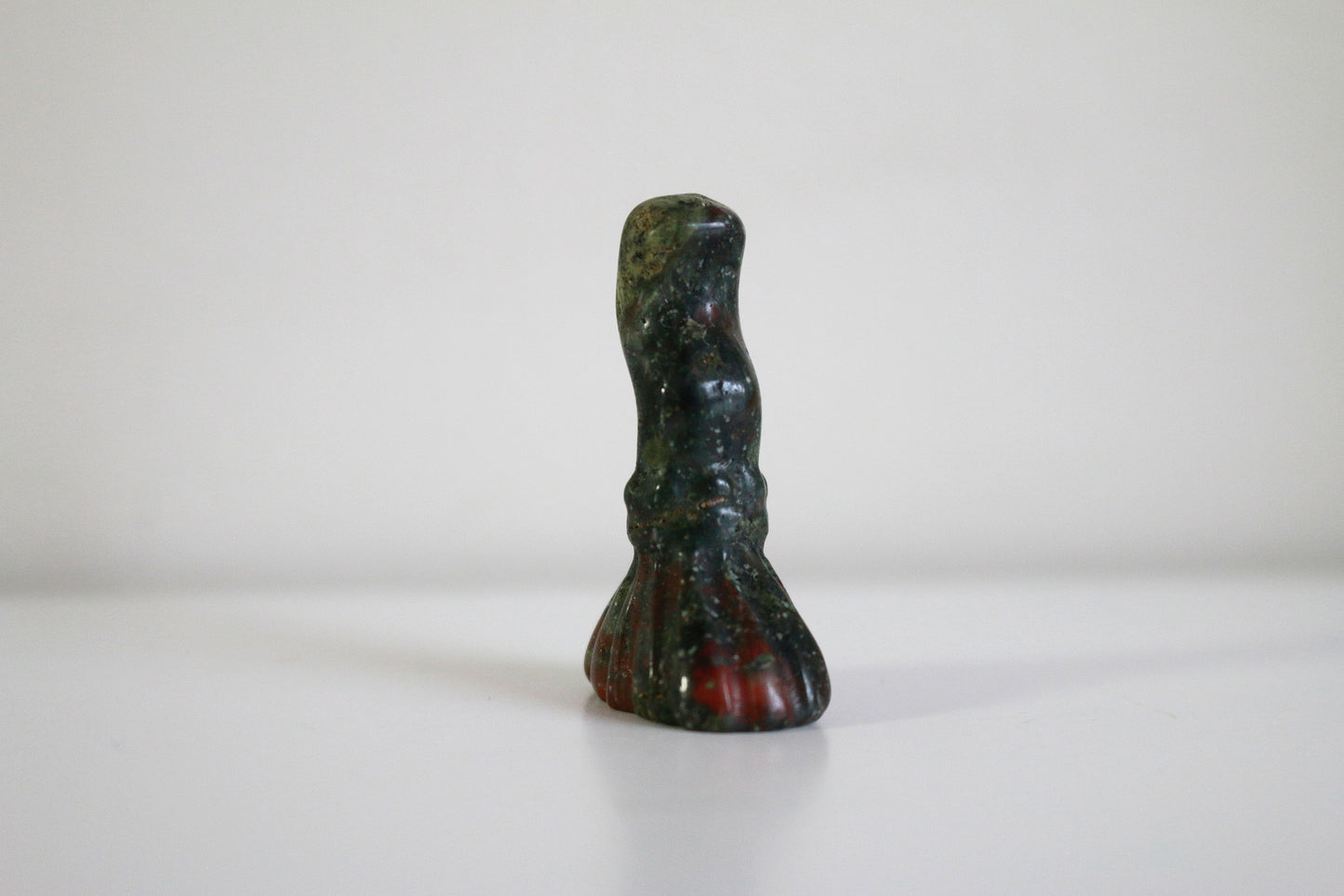 Dragon Bloodstone Broom (1.5 in)