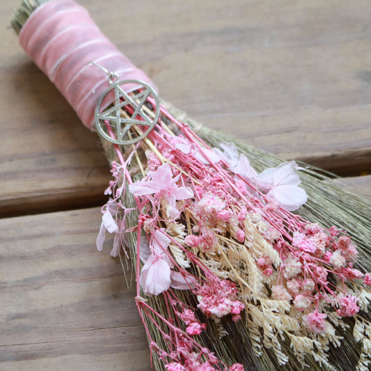 Good Witch - Witches Broom / Besom