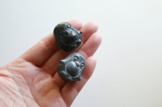 Obsidian Penguin (1.5 in)