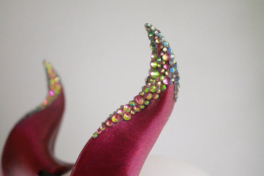 Abyssal Showgirl - Rhinestone Medium Beast Costume Horns