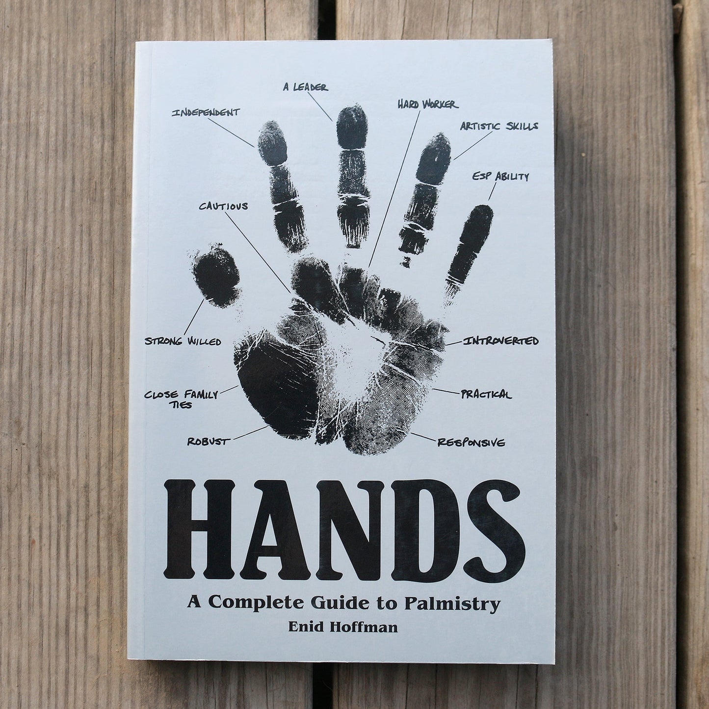 Hands: A Complete Guide to Palmistry