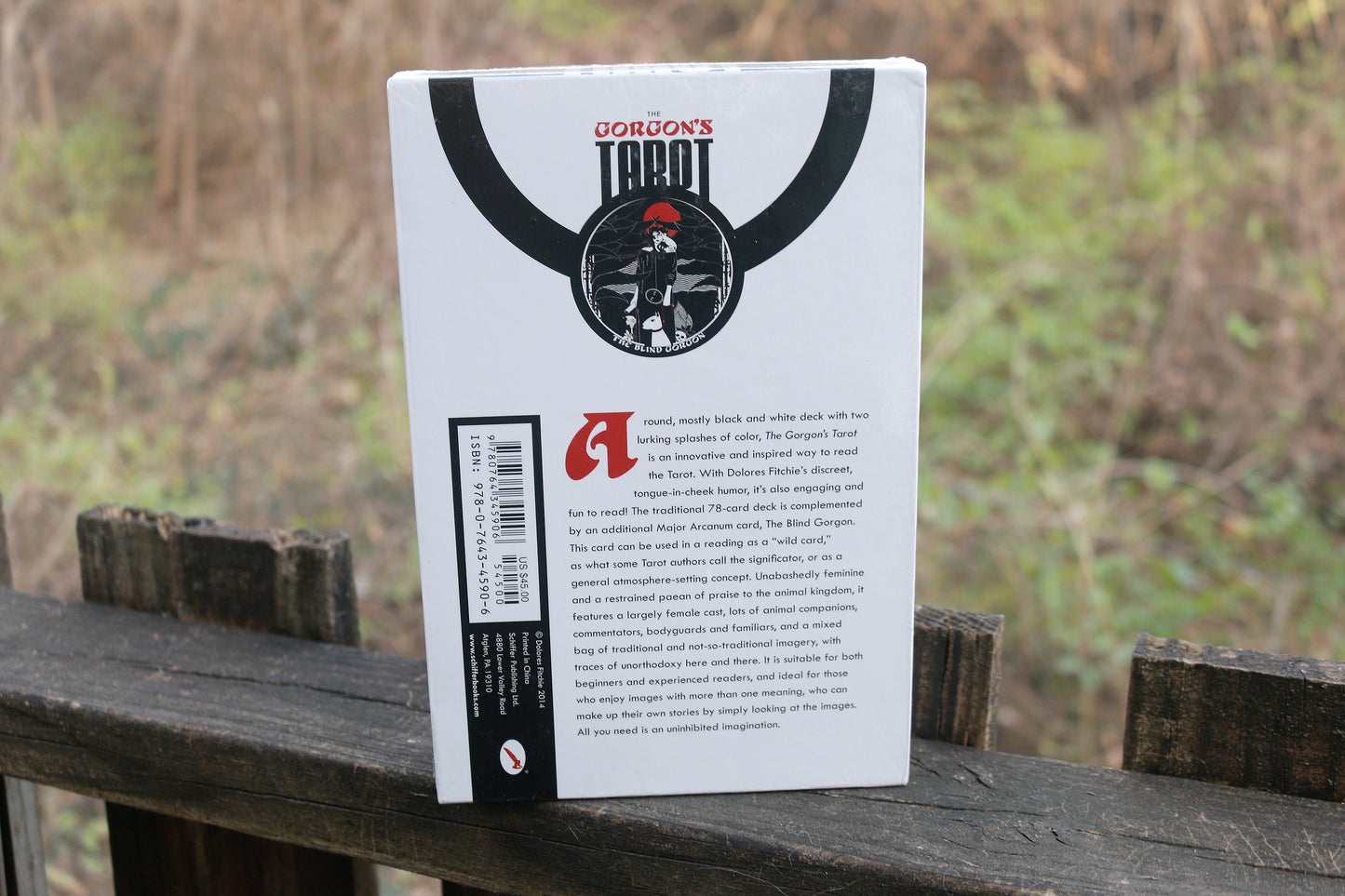 The Gorgon's Tarot: (Tarot Kit Box Set with 79 Cards and Guide Book)