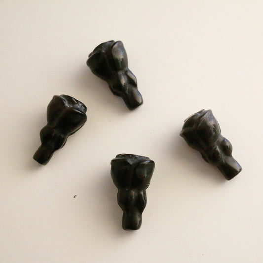Obsidian Rose (1 in)