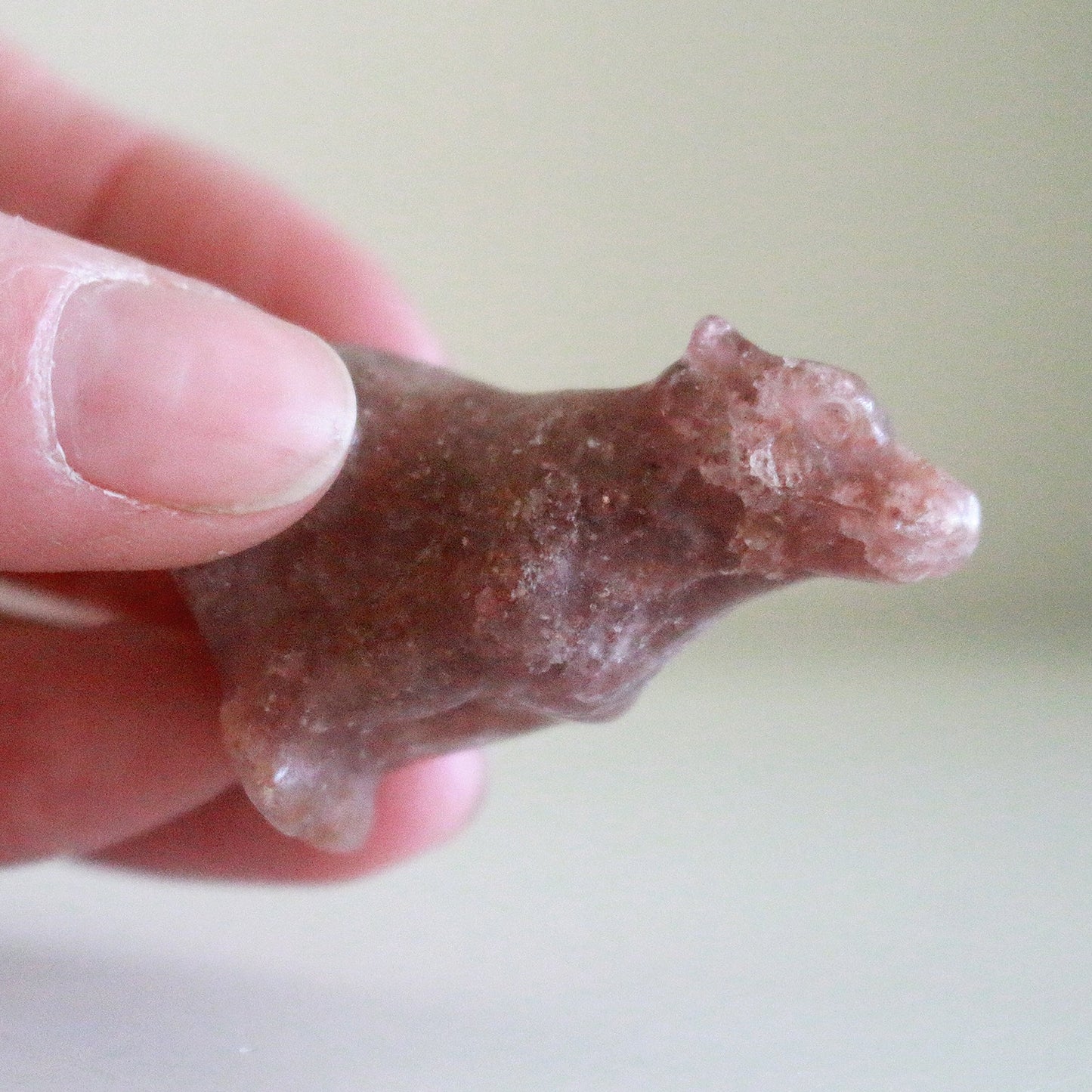 Strawberry Quartz Wolf (1.5 in)