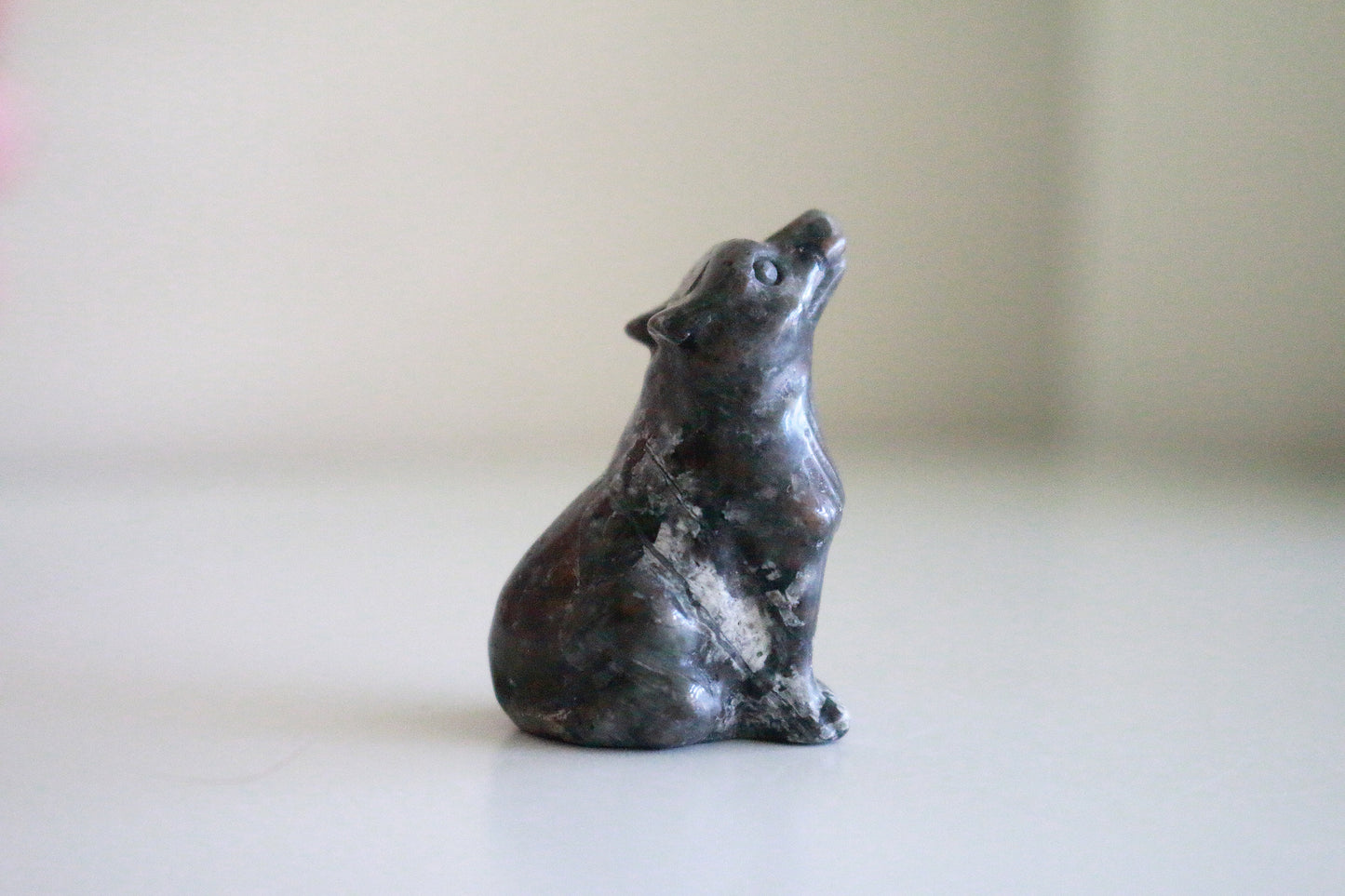 Yooperlite Wolf (1.5 in)