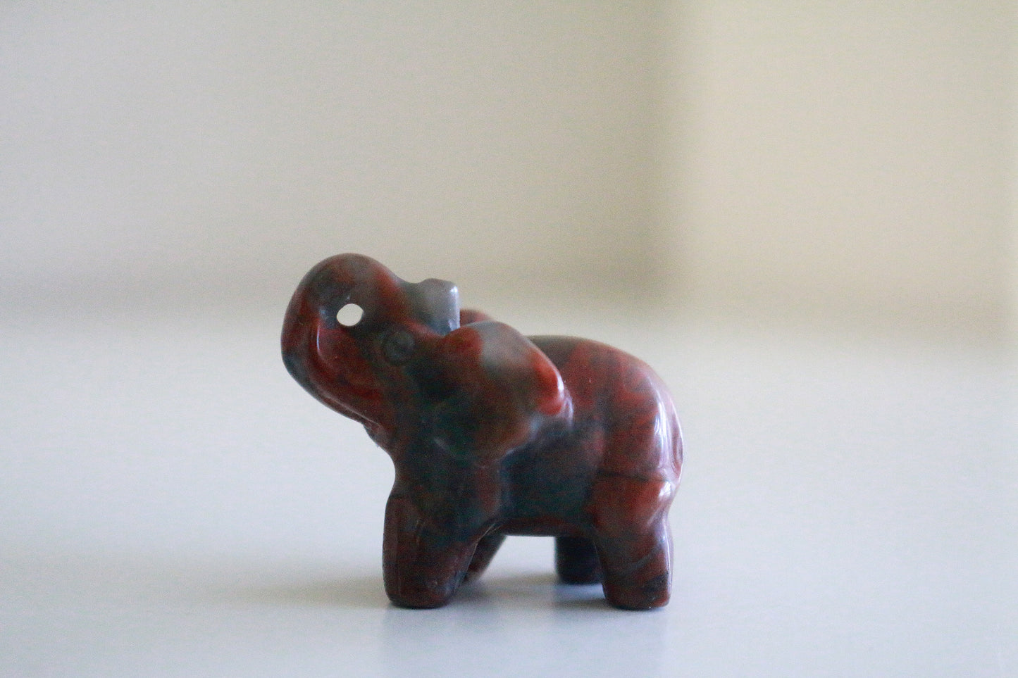 Red Jasper Elephant (1.5 in)