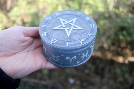 Ice Gray Star Astrology Box