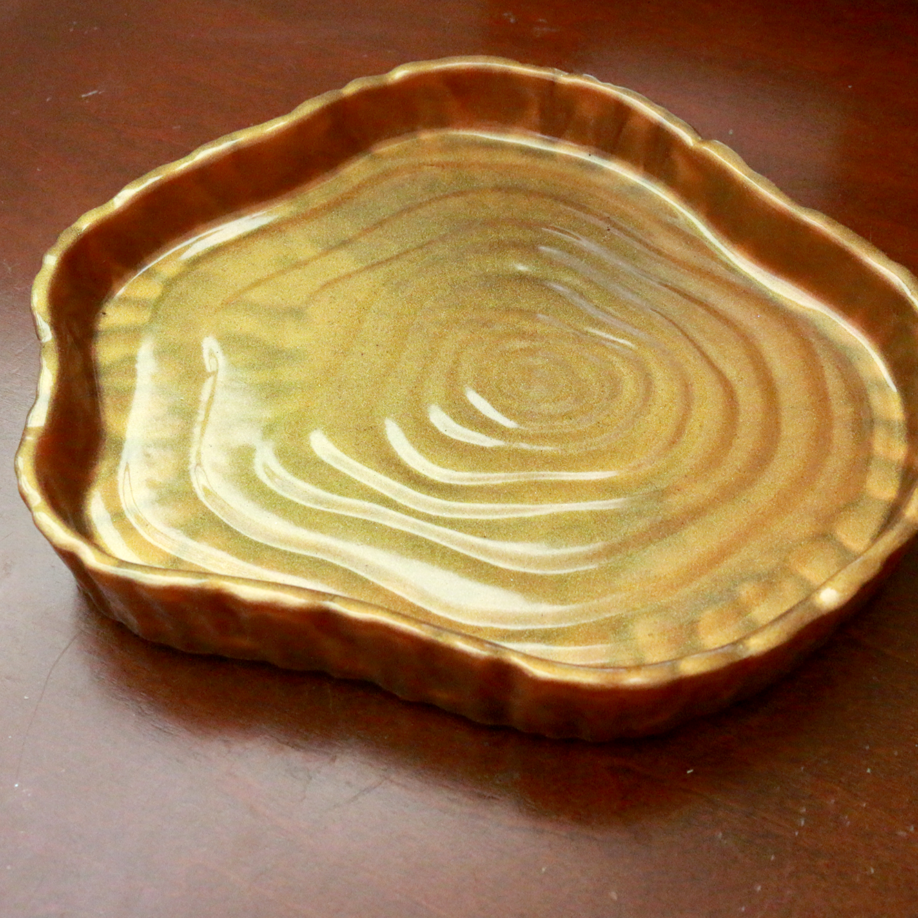 Colorshift Gold/Green Tree Stump Tray